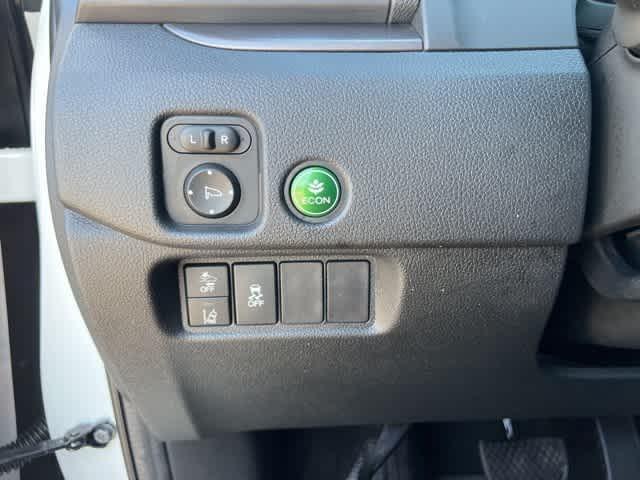 used 2022 Honda Pilot car, priced at $31,195