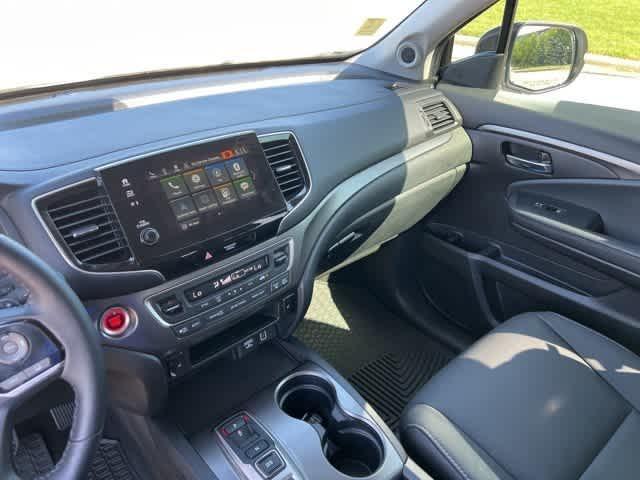 used 2022 Honda Pilot car, priced at $31,195