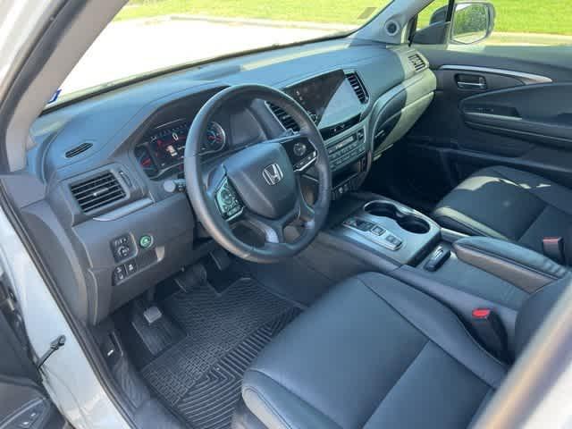 used 2022 Honda Pilot car, priced at $31,195