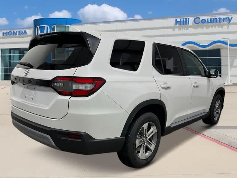 new 2025 Honda Pilot car, priced at $45,297