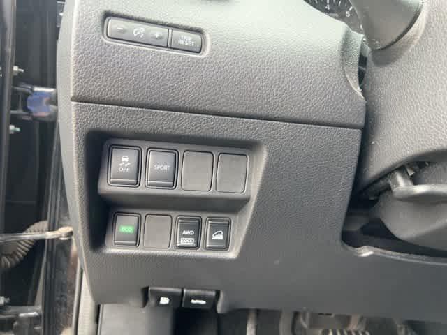 used 2015 Nissan Rogue car, priced at $9,695