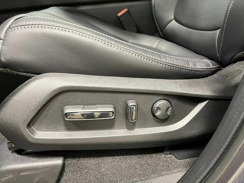 new 2025 Honda Pilot car, priced at $44,915