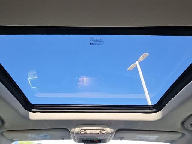 used 2021 Cadillac XT6 car, priced at $25,000