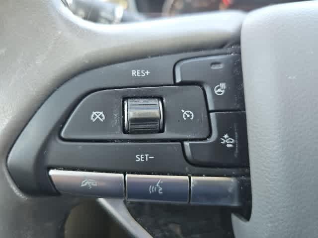 used 2021 Cadillac XT6 car, priced at $25,000