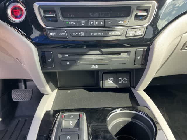 used 2021 Honda Pilot car, priced at $27,795