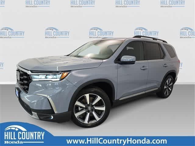 used 2025 Honda Pilot car, priced at $46,595