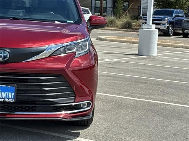 used 2021 Toyota Sienna car, priced at $30,195