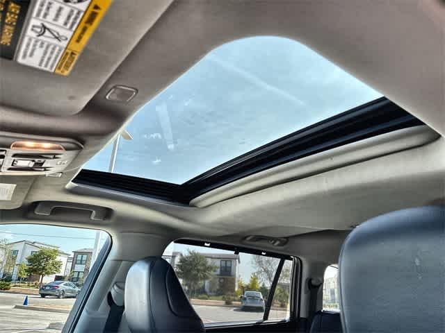 used 2023 Toyota Highlander car, priced at $31,395