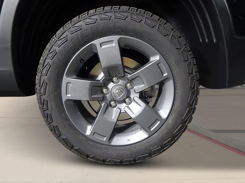 new 2025 Honda Ridgeline car, priced at $43,804