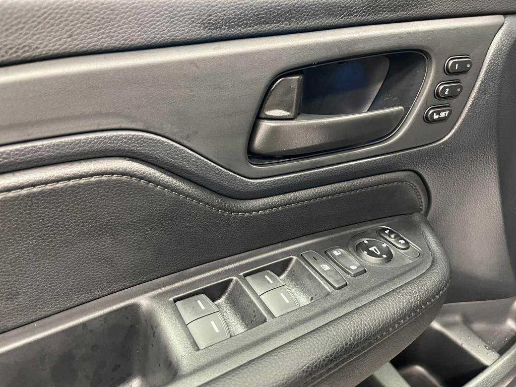 new 2026 Honda Odyssey car, priced at $42,983