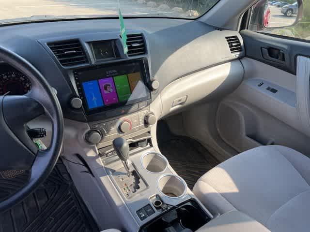 used 2008 Toyota Highlander car, priced at $7,595