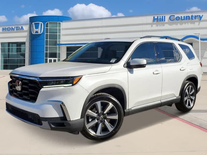 new 2025 Honda Pilot car, priced at $49,450