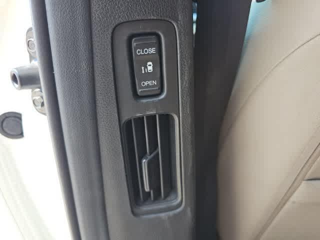 used 2019 Honda Odyssey car, priced at $27,995