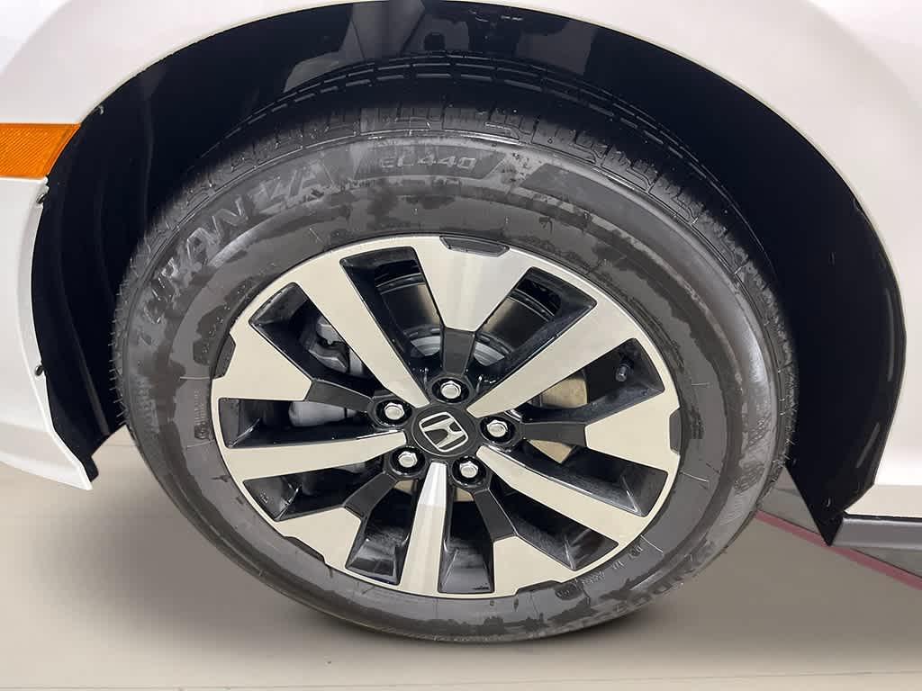 new 2026 Honda Odyssey car, priced at $42,364