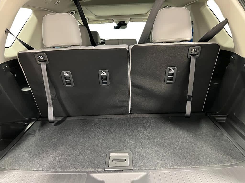 new 2025 Honda Pilot car, priced at $47,007