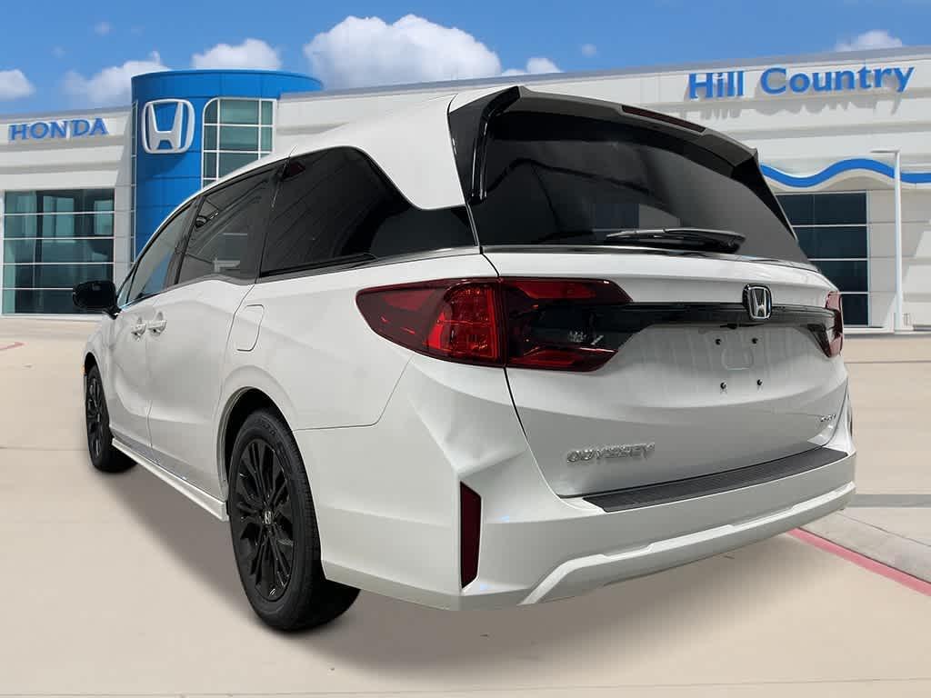 new 2026 Honda Odyssey car, priced at $43,195