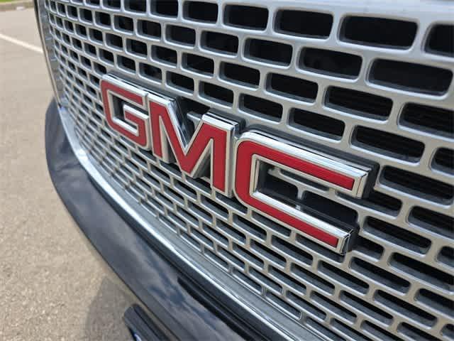 used 2015 GMC Yukon car, priced at $22,145