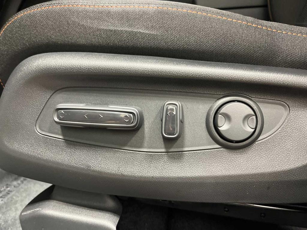 new 2026 Honda CR-V Hybrid car, priced at $37,764