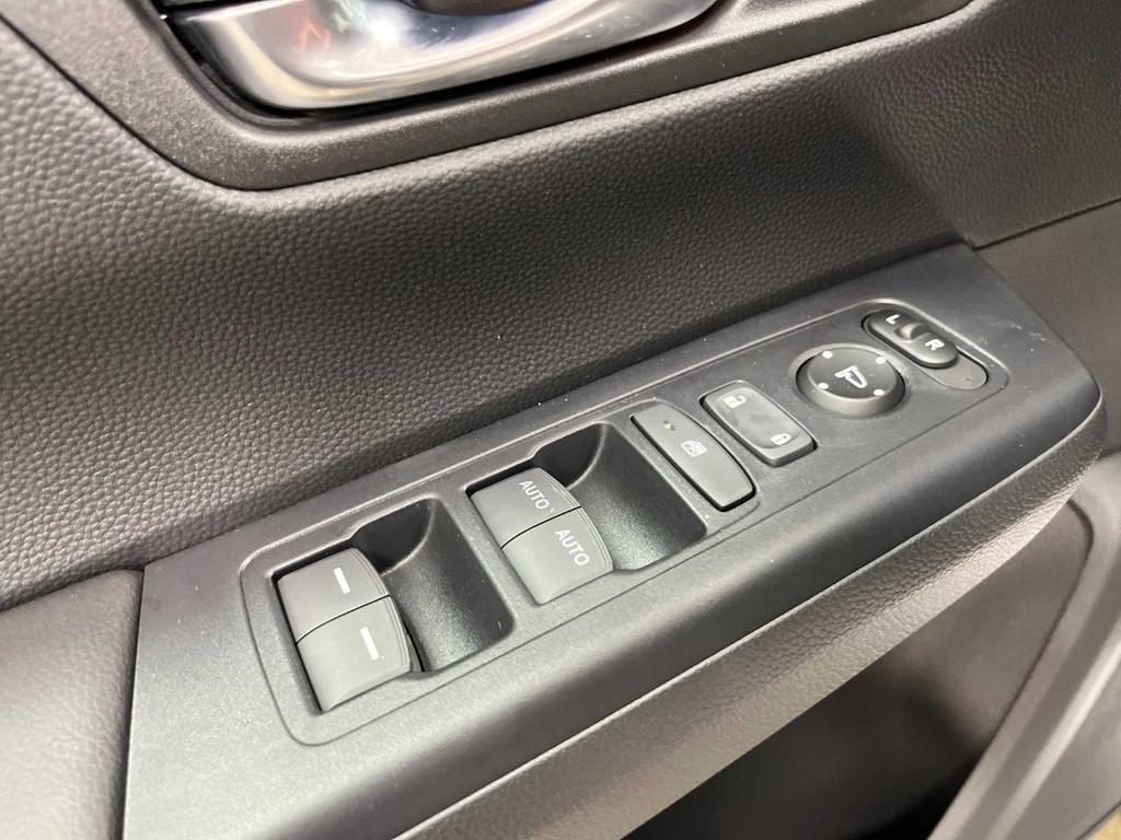 new 2026 Honda CR-V Hybrid car, priced at $37,764