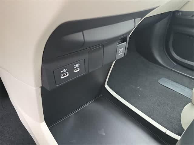 new 2025 Honda Odyssey car, priced at $41,152
