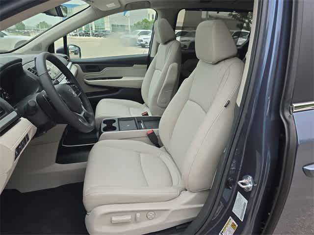 new 2025 Honda Odyssey car, priced at $41,152