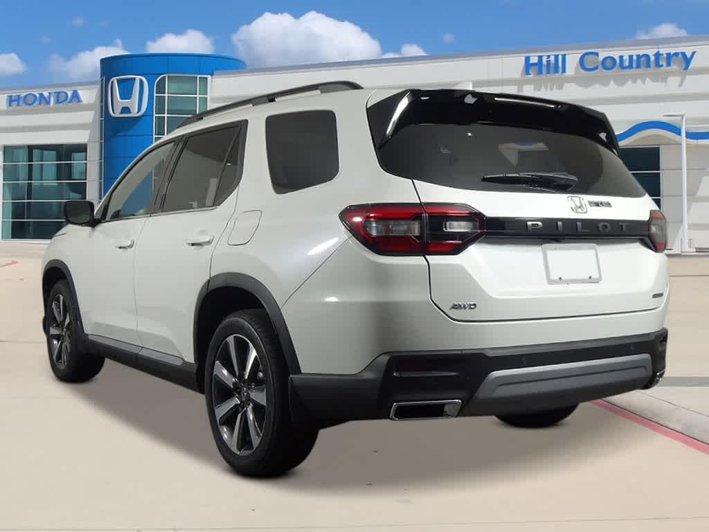 new 2025 Honda Pilot car, priced at $51,550