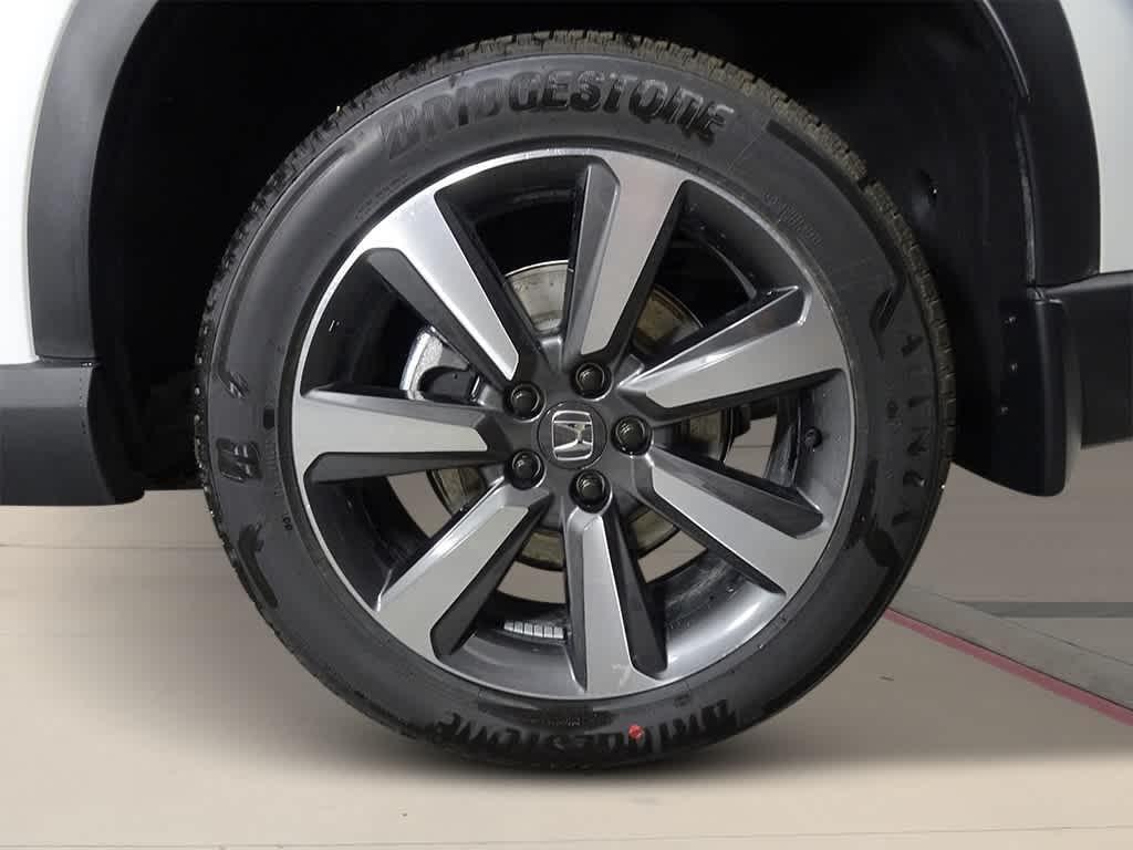 new 2025 Honda Pilot car, priced at $51,550