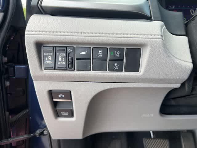 used 2018 Honda Odyssey car, priced at $22,395