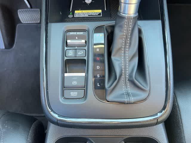 used 2025 Honda CR-V car, priced at $33,995