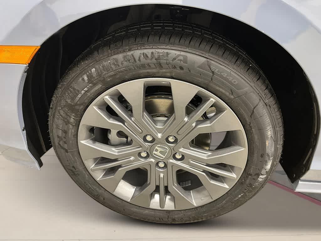 new 2026 Honda Odyssey car, priced at $45,360