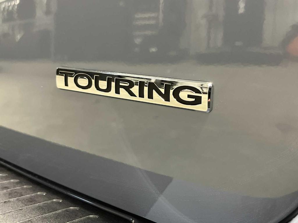 new 2026 Honda Odyssey car, priced at $45,360