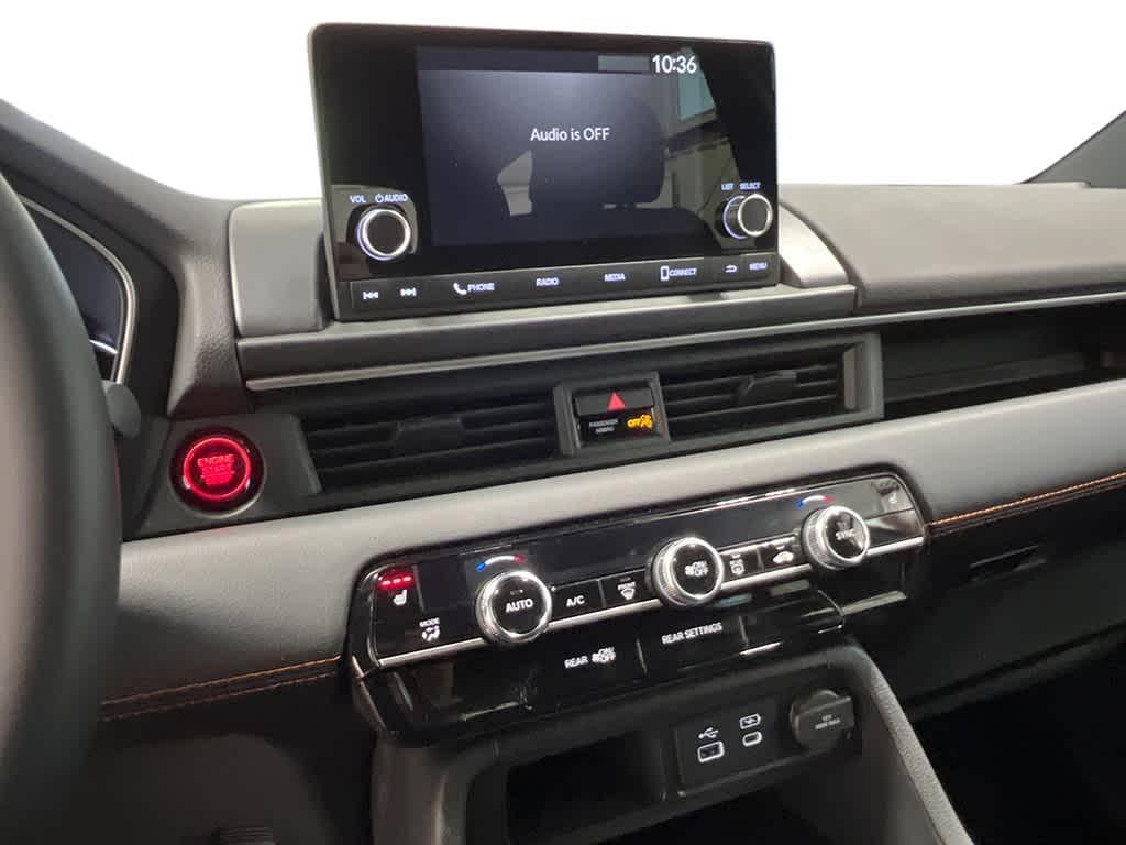 new 2025 Honda Pilot car, priced at $41,907