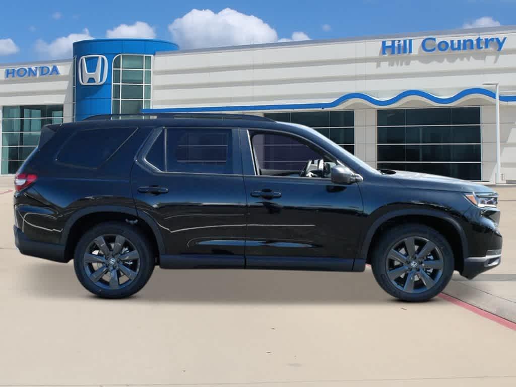 new 2025 Honda Pilot car, priced at $41,907