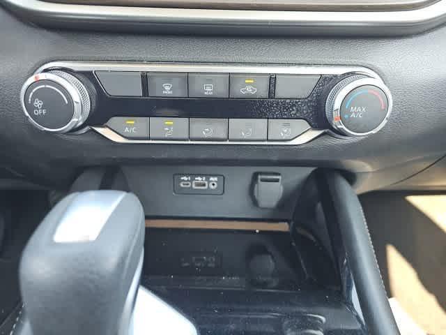 used 2023 Nissan Altima car, priced at $19,195