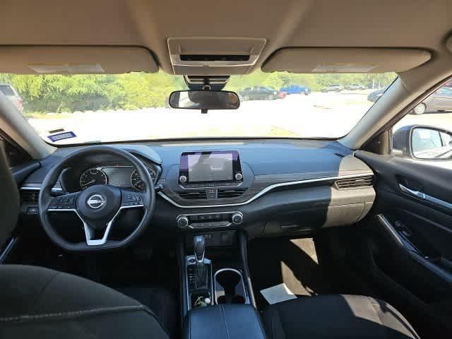 used 2023 Nissan Altima car, priced at $19,195