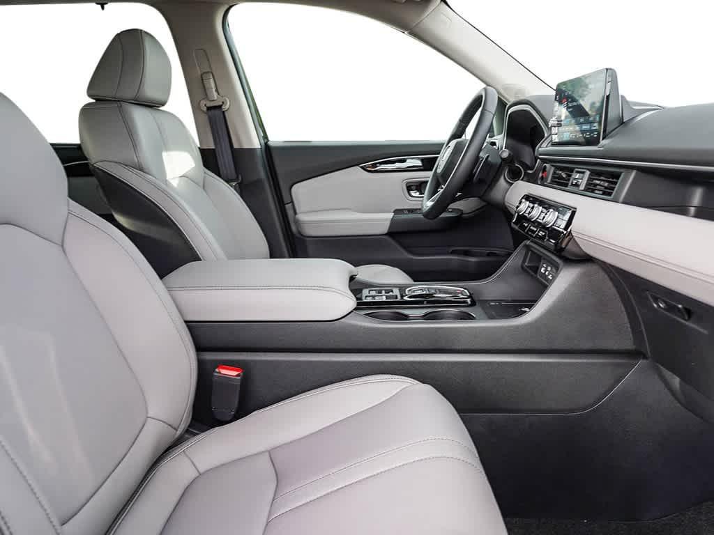 new 2025 Honda Pilot car, priced at $45,725