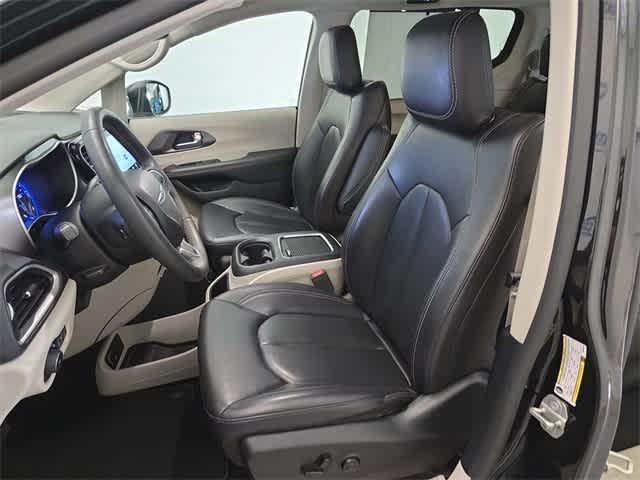 used 2023 Chrysler Pacifica car, priced at $21,245