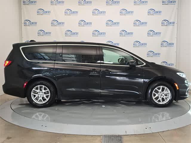 used 2023 Chrysler Pacifica car, priced at $21,245