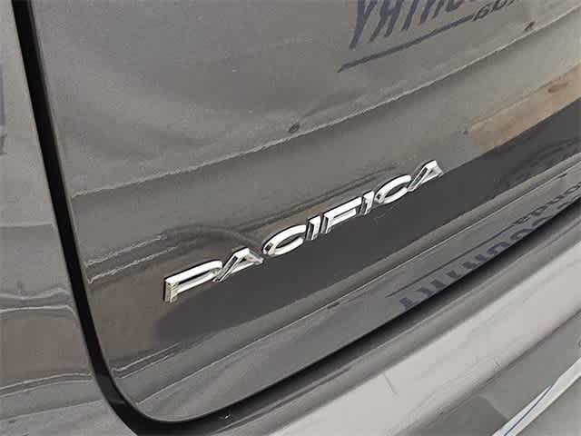 used 2022 Chrysler Pacifica Hybrid car, priced at $19,295
