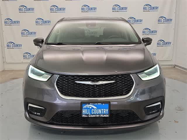 used 2022 Chrysler Pacifica Hybrid car, priced at $19,295