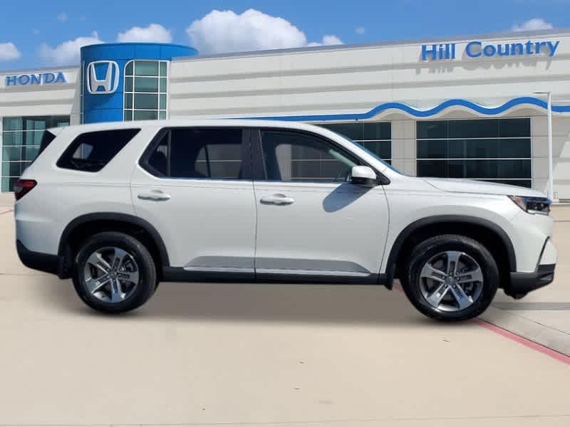 new 2025 Honda Pilot car, priced at $46,180