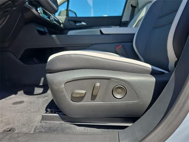 new 2025 Honda Prologue car, priced at $49,696