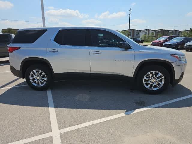 used 2021 Chevrolet Traverse car, priced at $19,495