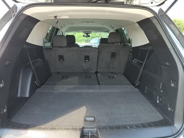 used 2021 Chevrolet Traverse car, priced at $19,495