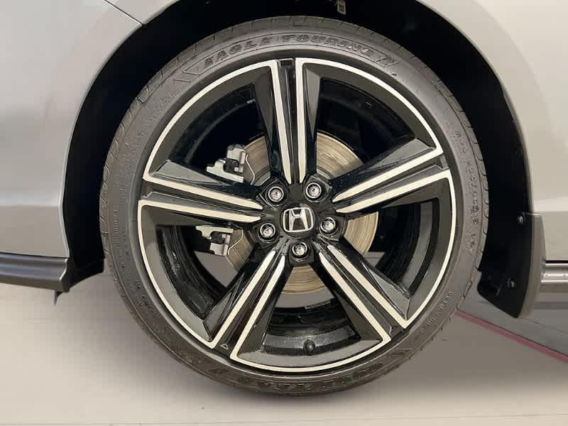 new 2025 Honda Accord Hybrid car, priced at $33,800