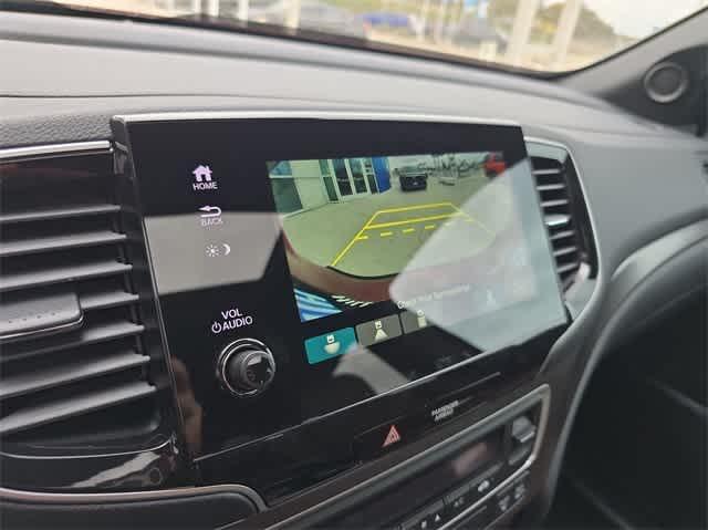 new 2025 Honda Passport car, priced at $44,453