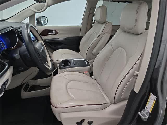 used 2020 Chrysler Pacifica car, priced at $15,995