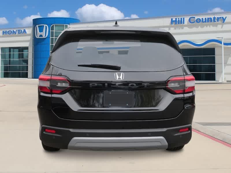 new 2025 Honda Pilot car, priced at $44,995