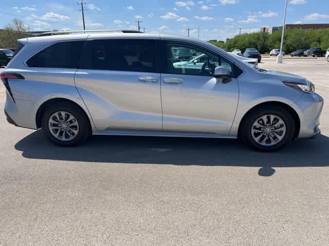 used 2022 Toyota Sienna car, priced at $35,195