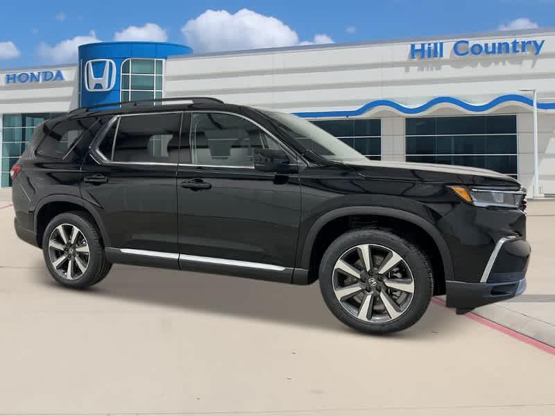 new 2025 Honda Pilot car, priced at $54,530